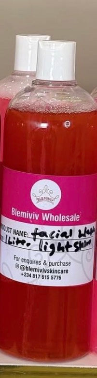 1lTR FACE WASH LIGHT SKIN